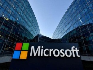 microsoft-10-min-musterini-kiberhucumlar-haqqinda-xeberdar-edib